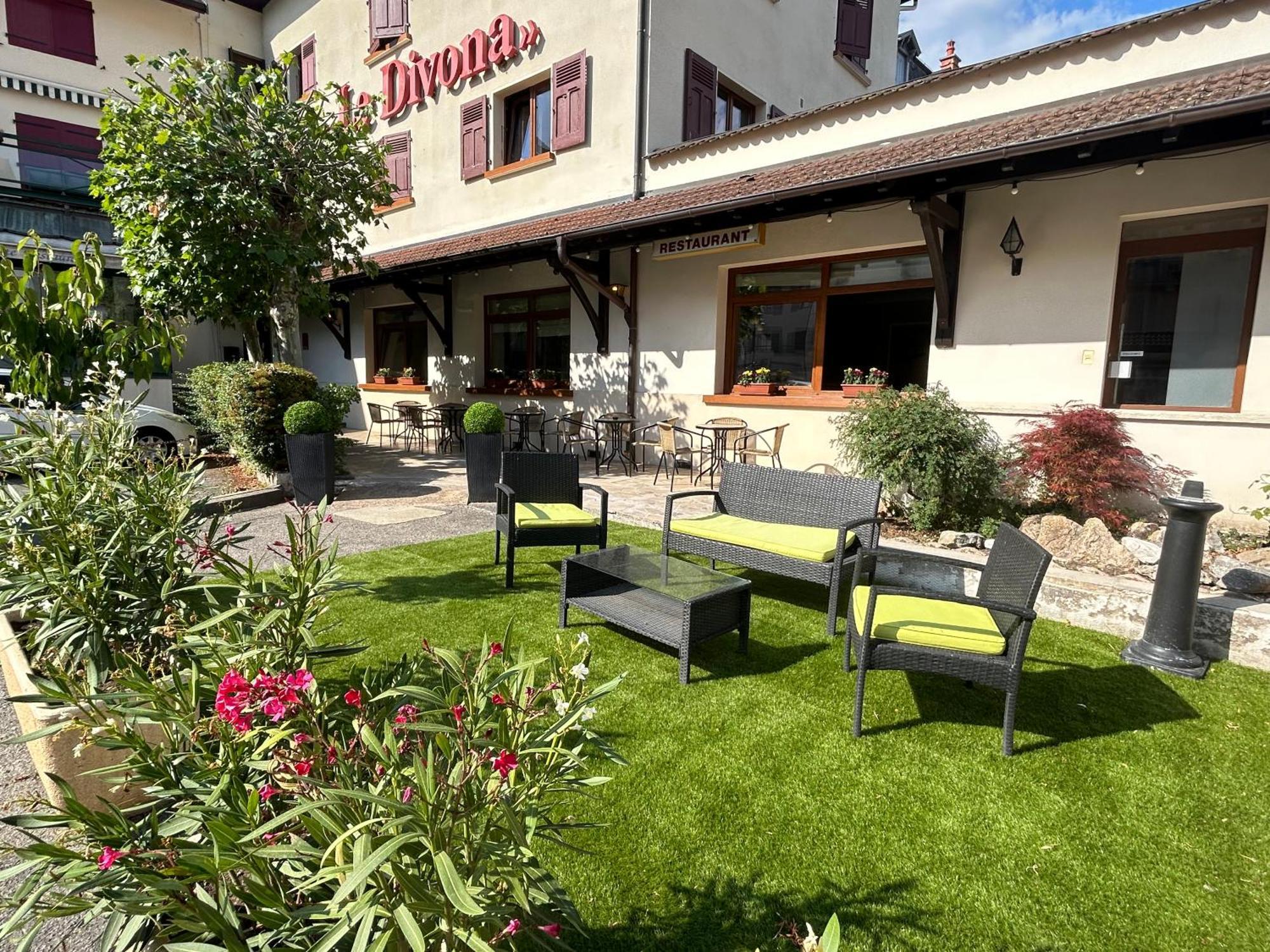 Hotel Le Divona "Au Coeur De Divonne" Exterior photo